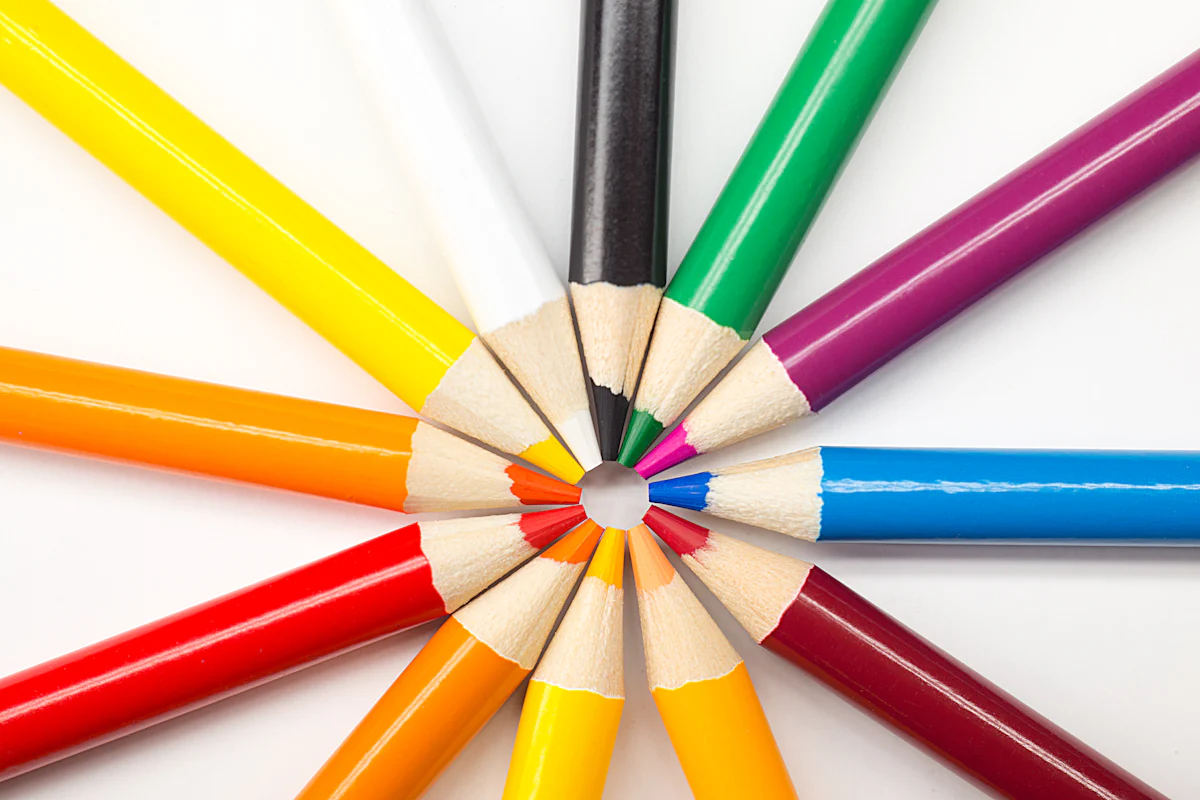 Colored pencil tips arranged in a circle.